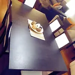 Luxury In Διαμέρισμα *